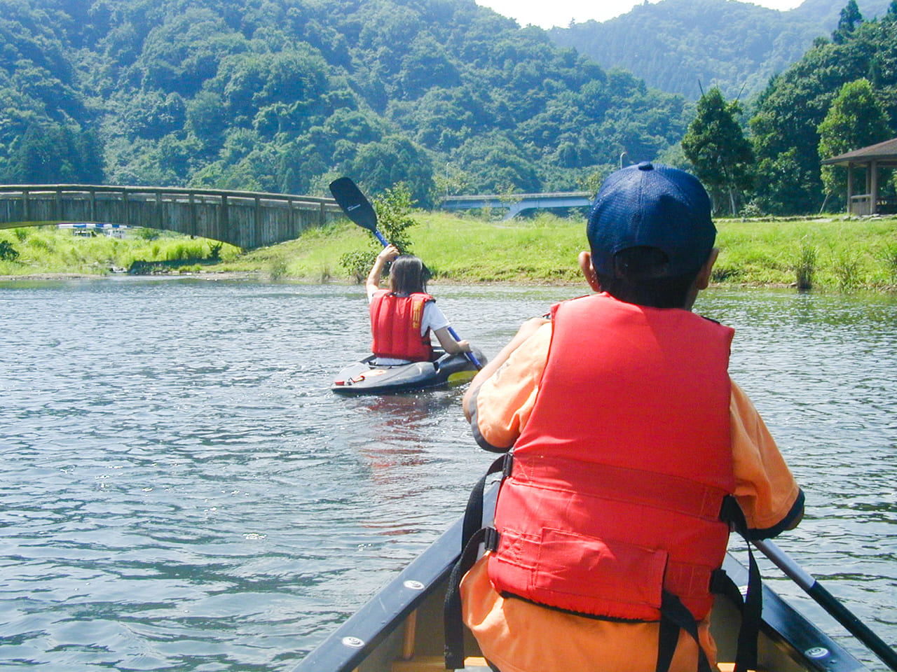 日本製定番埼玉県桶川市発　RYOBI　免許不要　軽いバス用　ボート　川や湖に一人で持てます 釣り餌
